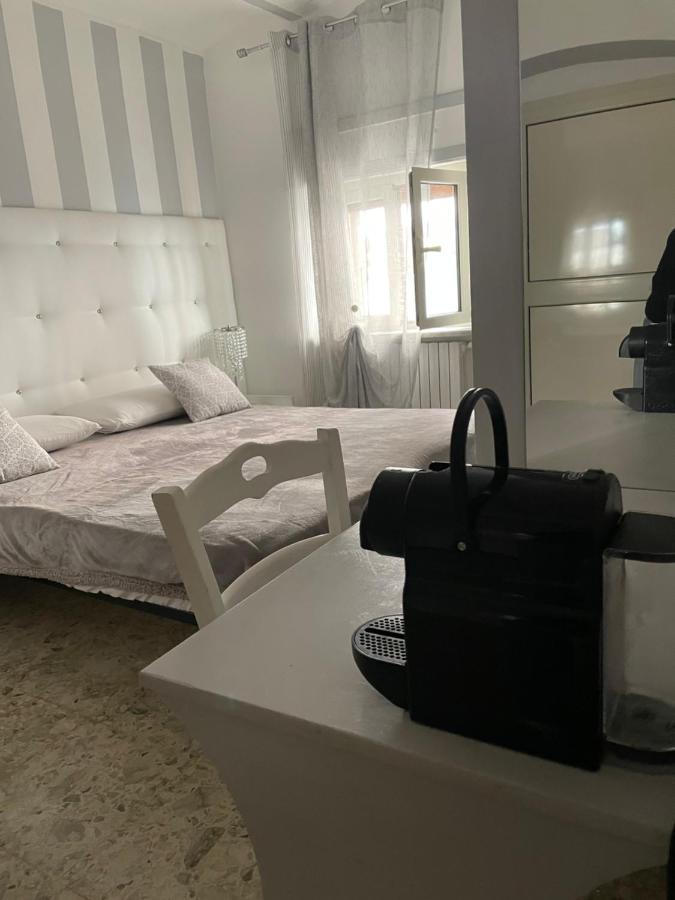 Alderi Hotell Matera Eksteriør bilde